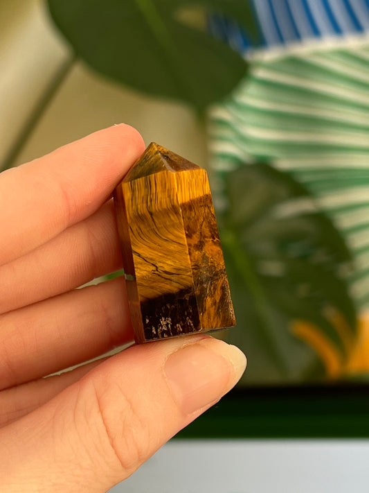 Golden Tiger Eye Tower | B